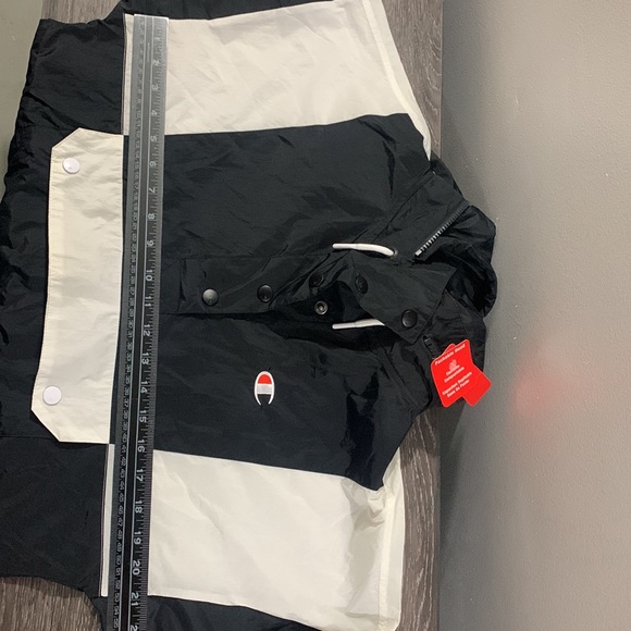 NWT unisex Champion Water Resistant Windbreaker XS Mens Ladies Woman - Picture 11 of 11